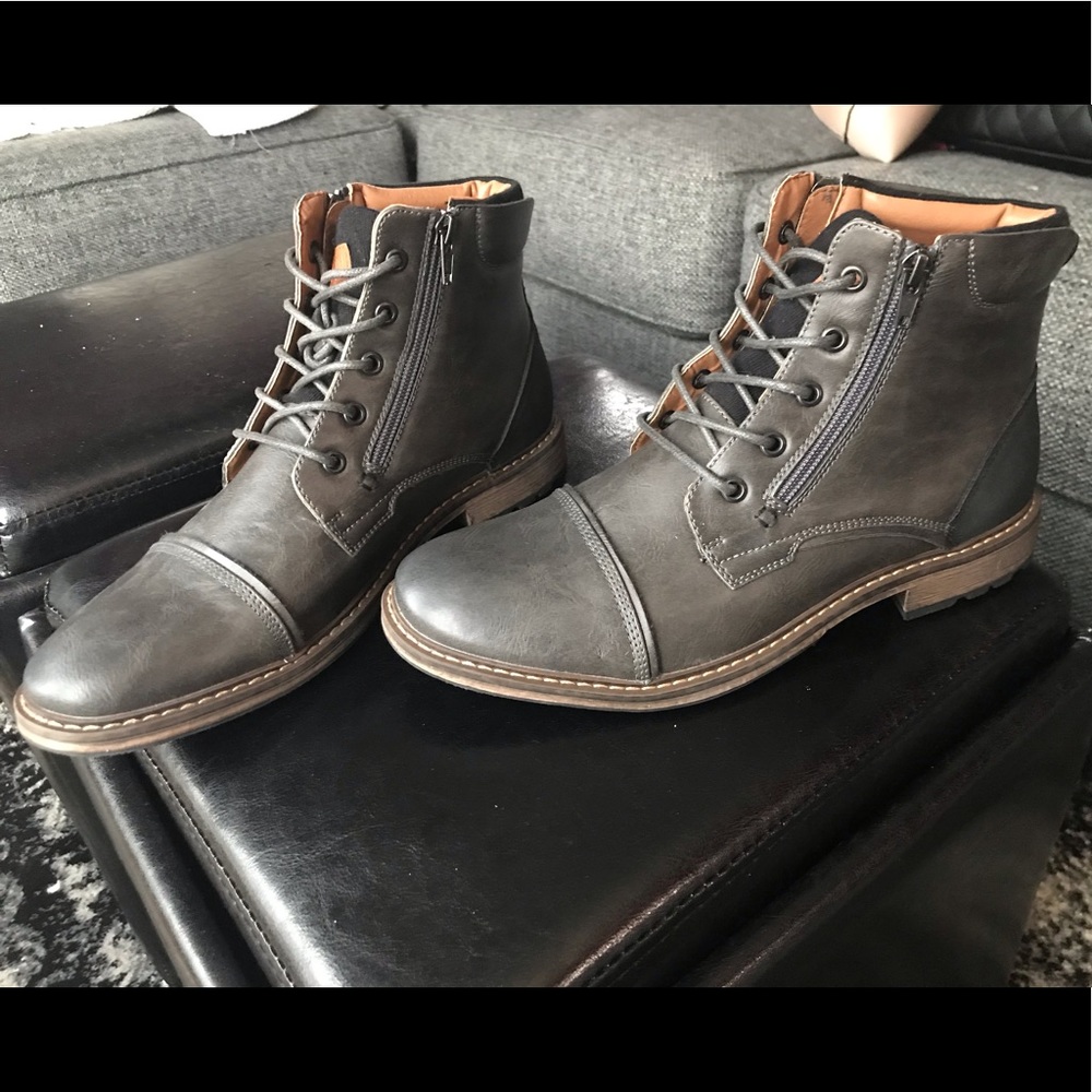 Steve Madden Boots - never warn!